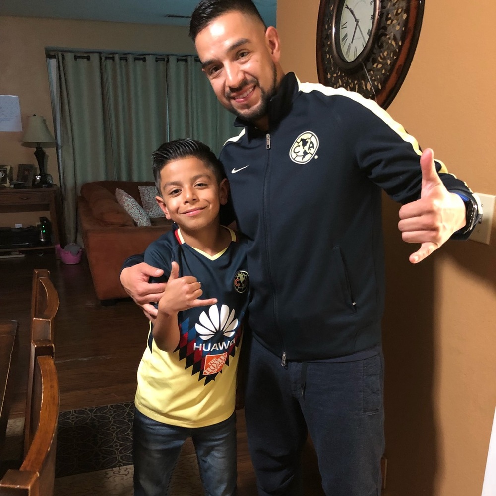 Meet your Posher, Hi guys I’m Luis